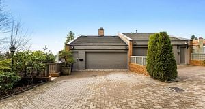 7353 Yew Street Southlands