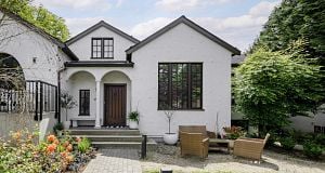 2502 W 33rd Avenue MacKenzie Heights