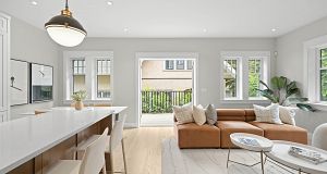 1458 W 45th Avenue South Granville