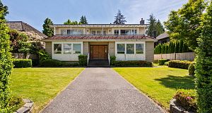 3662 W 49th Avenue Southlands