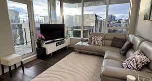 501 3487 Binning Road University VW