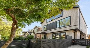 2 2750 W 19th Avenue Arbutus