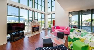 804 518 W 14th Avenue Fairview VW