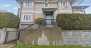 3249 Sophia Street Main