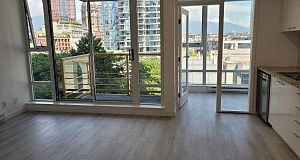 131 REGIMENT SQUARE, Vancouver BC V6B 1X6 Downtown VW