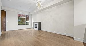 5522 Oak Street Cambie