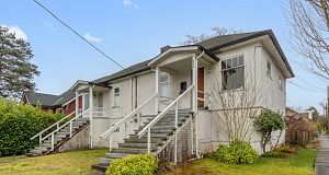 308 E King Edward Avenue Main