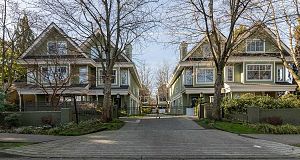 15 4157 Sophia Street Main