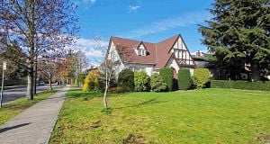 595 W 28th Avenue Cambie