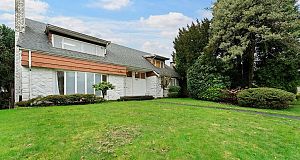 1042 W 48th Avenue South Granville