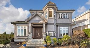 6981 Laurel Street South Cambie