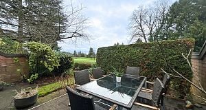 326 Greensboro Place South Cambie