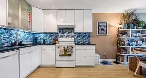 208 808 E 8 Avenue Mount Pleasant VE