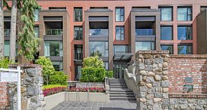 506 1571 W 57th Avenue South Granville