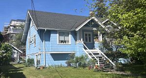 1025 W 57th Avenue South Granville