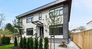 2 2559 W King Edward Avenue Arbutus