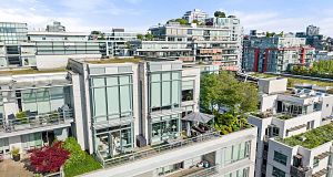 801 77 Walter Hardwick Avenue False Creek