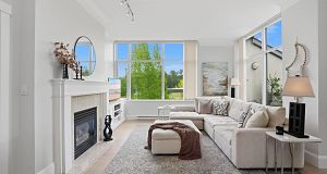 PH711 4759 Valley Drive Quilchena