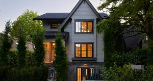 5591 Mackenzie Street Kerrisdale