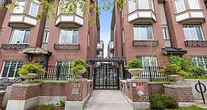 7523 Yukon Street Marpole