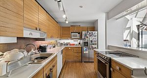 406 Greensboro Place South Cambie