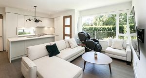 6840 Oak Street South Cambie
