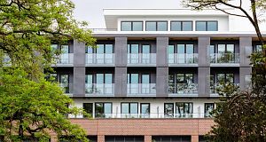 422 133 W 49th Avenue Oakridge VW