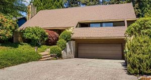 4271 Staulo Crescent University VW