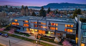 207 3663 W 16 Avenue Point Grey