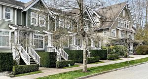 7425 Columbia Street South Cambie