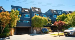 207 1990 W 6th Avenue Kitsilano