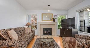 212 910 W 8th Avenue Fairview VW