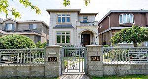 152 W 48th Avenue Oakridge VW
