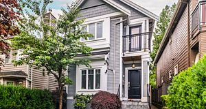 3288 W 32nd Avenue MacKenzie Heights