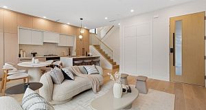 2 448 W 20th Avenue Cambie