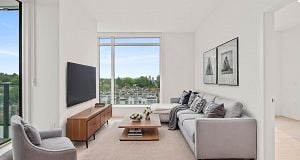 702 8415 Granville Street S.W. Marine