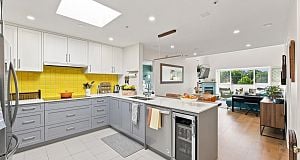 412 3480 Main Street Main