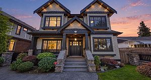 2398 Oliver Crescent Arbutus