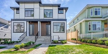 Photo of 2264 NEWPORT AVENUE in Vancouver