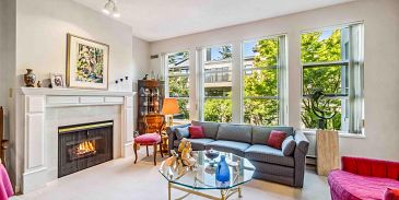 Photo of 227 3769 W 7TH AVENUE in Vancouver