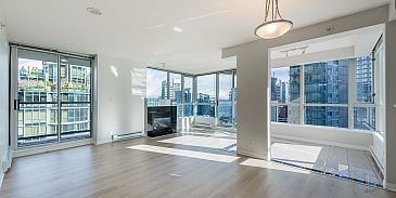 Photo of 2807 1328 W PENDER STREET in Vancouver