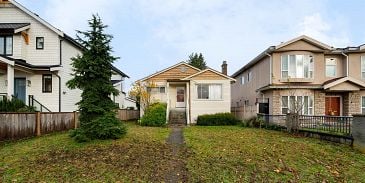 Photo of 2577 E 16TH AVENUE in Vancouver