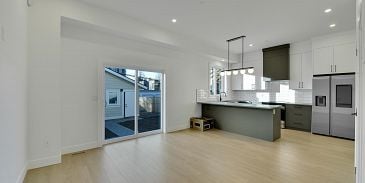 Photo of 2 1436 E 1ST AVENUE in Vancouver