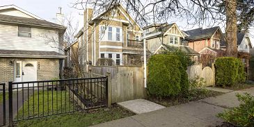 Photo of 1033 E 10TH AVENUE in Vancouver