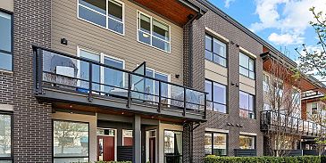 Photo of 34 533 E 3RD STREET, North Vancouver BC V7L 1G4 in Vancouver