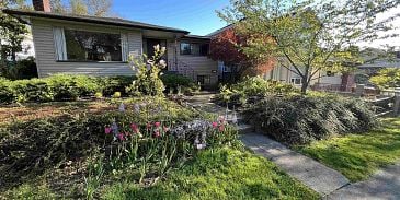 Photo of 2520 E 8TH AVENUE, Vancouver BC V5M 1W2 in Vancouver