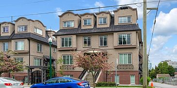 Photo of 484 W 59TH AVENUE, Vancouver BC V5X 1X5 in Vancouver