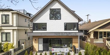 Photo of 1 3151 W 10TH AVENUE, Vancouver BC V6K 2L1 in Vancouver