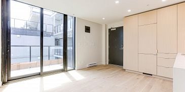 Photo of 704 239 KEEFER STREET, Vancouver BC V6A 1X6 in Vancouver