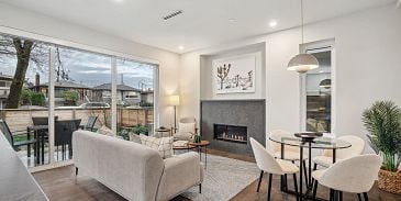 Photo of 1 638 E 46TH AVENUE, Vancouver BC V5W 2A3 in Vancouver